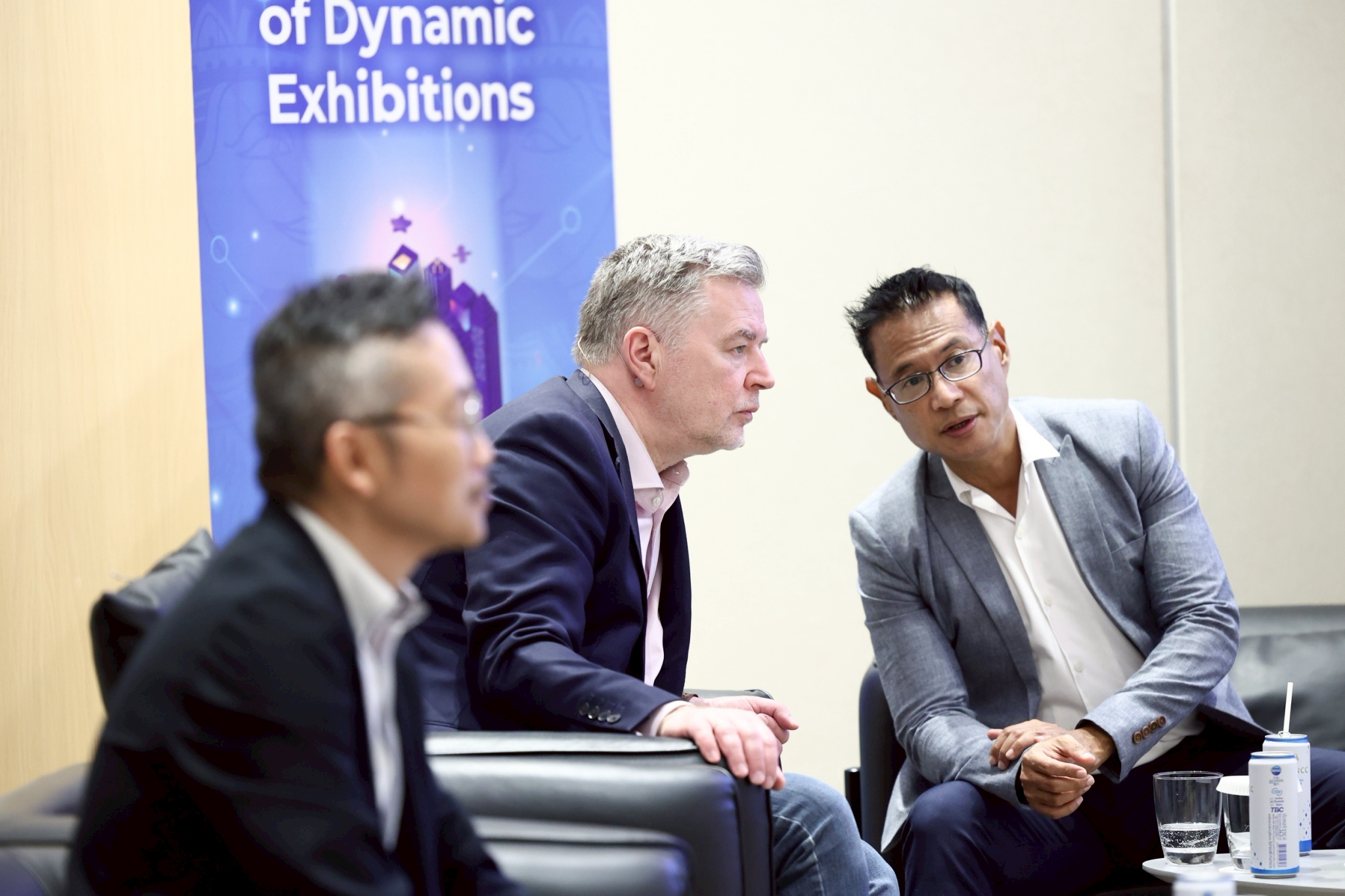 LINE_ALBUM_Website upload_250729_5.jpg